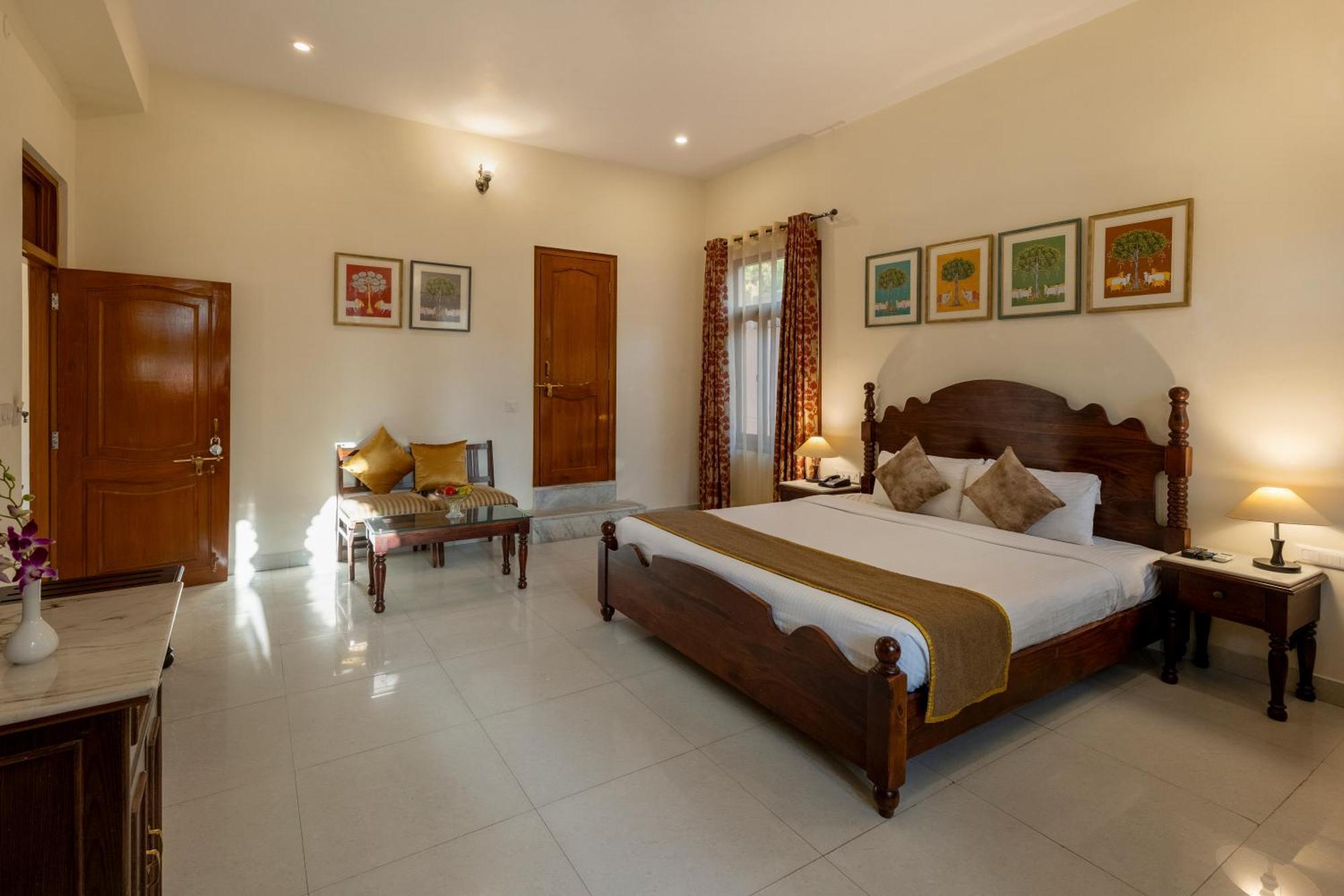 Hotel Sterling Jaisinghgarh Udaipur Exterior foto