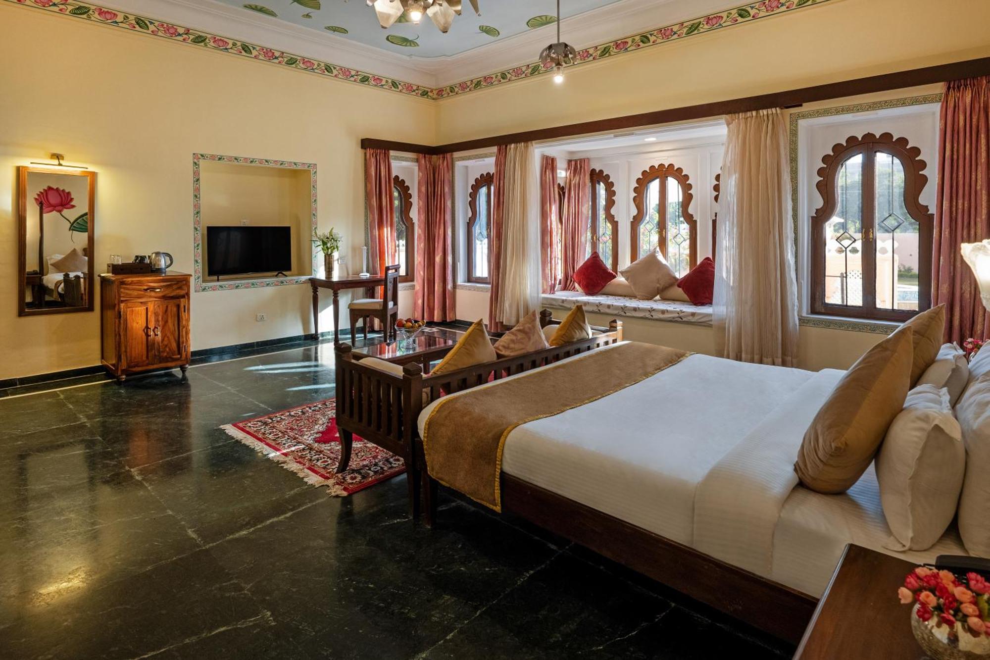 Hotel Sterling Jaisinghgarh Udaipur Exterior foto